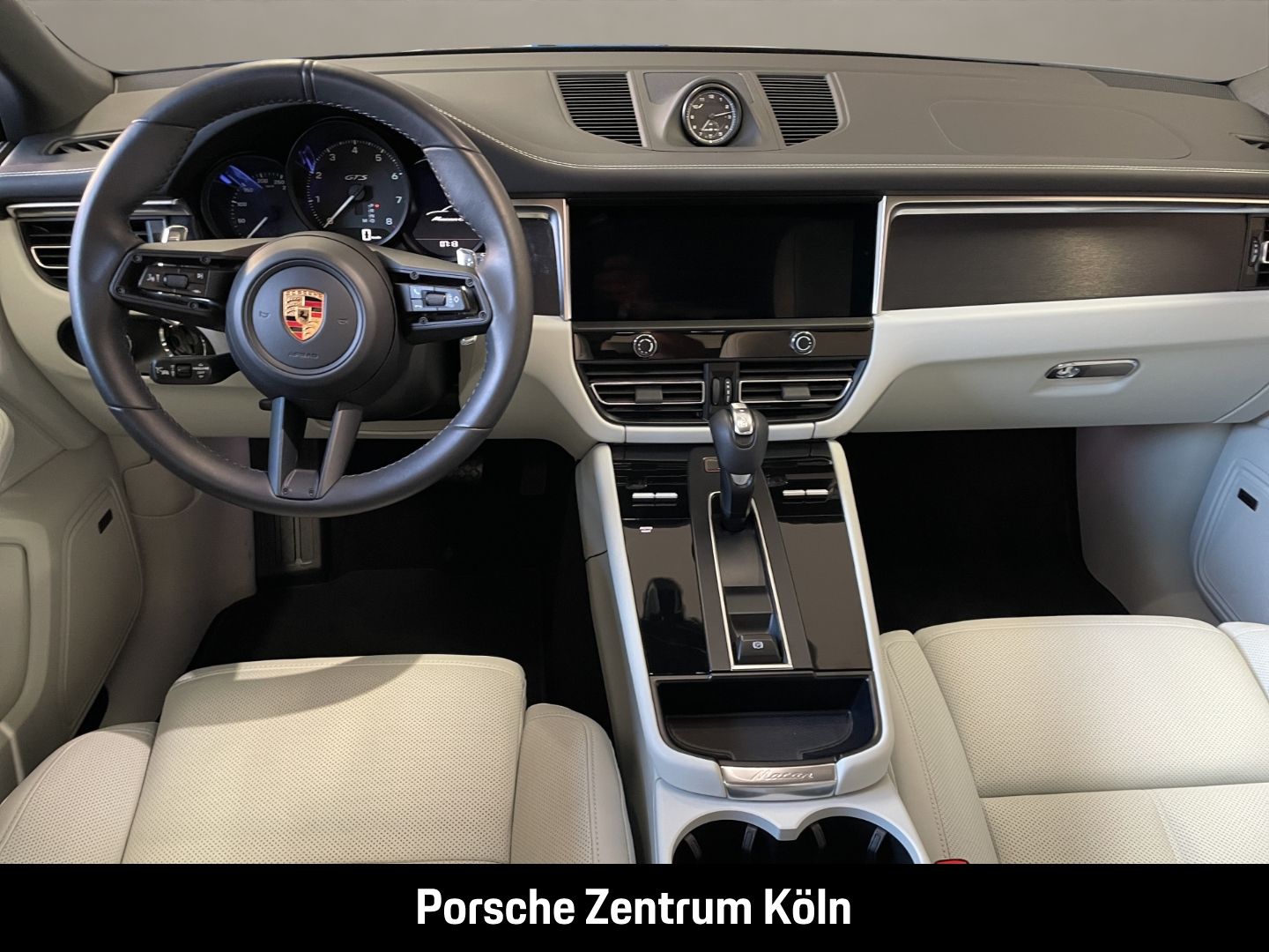 Porsche Macan GTS - Samsaru's Car Outlet