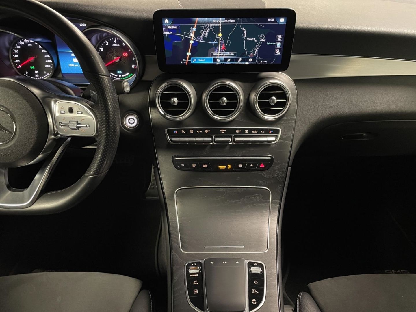 Mercedes-Benz GLC 300 e 4M AMG - Samsaru's Car Outlet