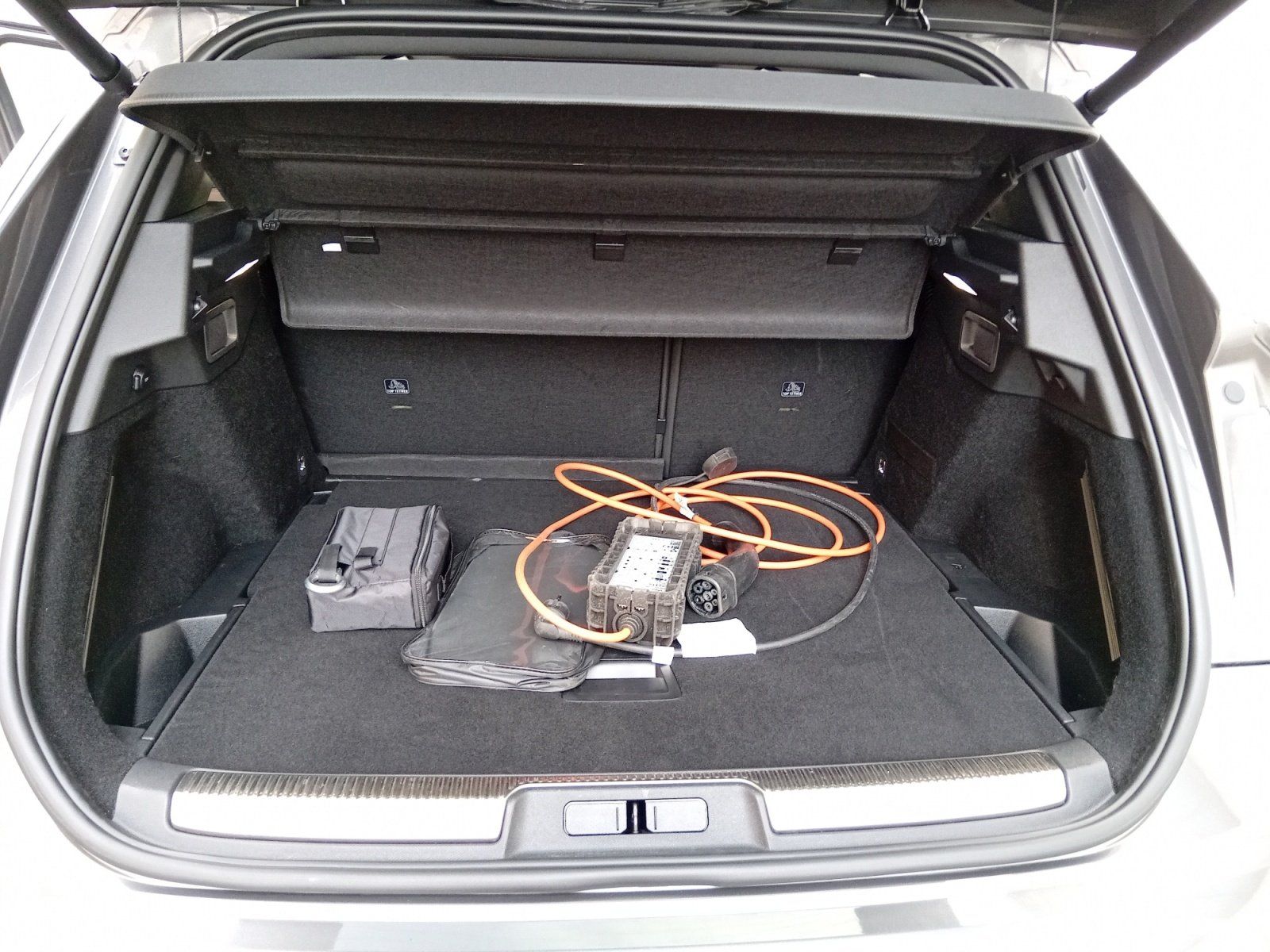 DS Automobiles DS7 Opera 300 LED+Navi+SHZ+Bel.Sitz+Kam.+LM