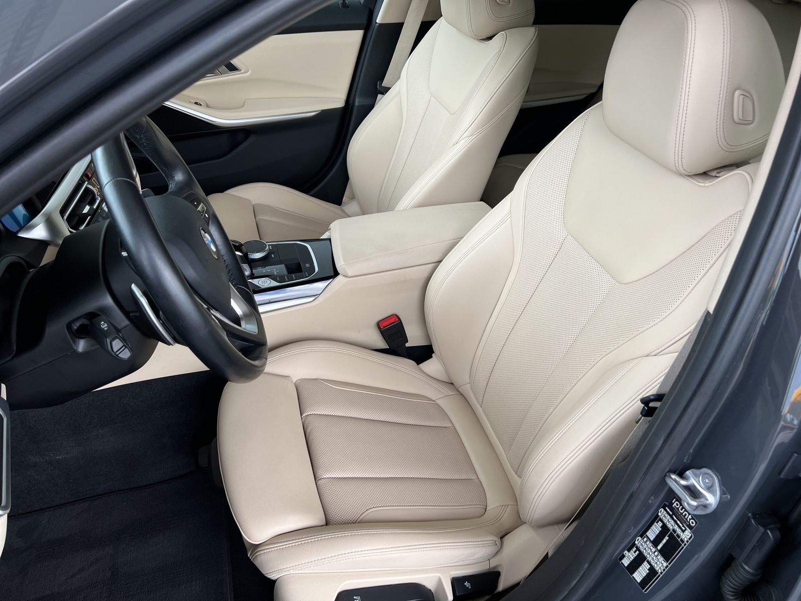 BMW 320d Touring Sport-Line - Samsaru's Car Outlet