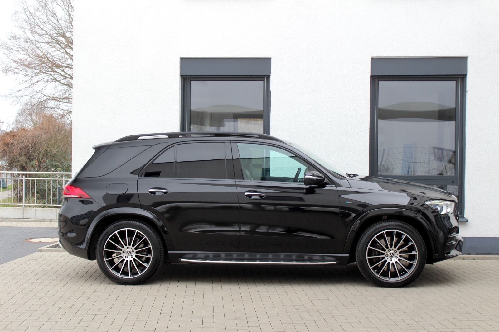 Mercedes-Benz GLE 350 de 4MATIC AMG-STYLING PANO AHK 21 ZOLL
