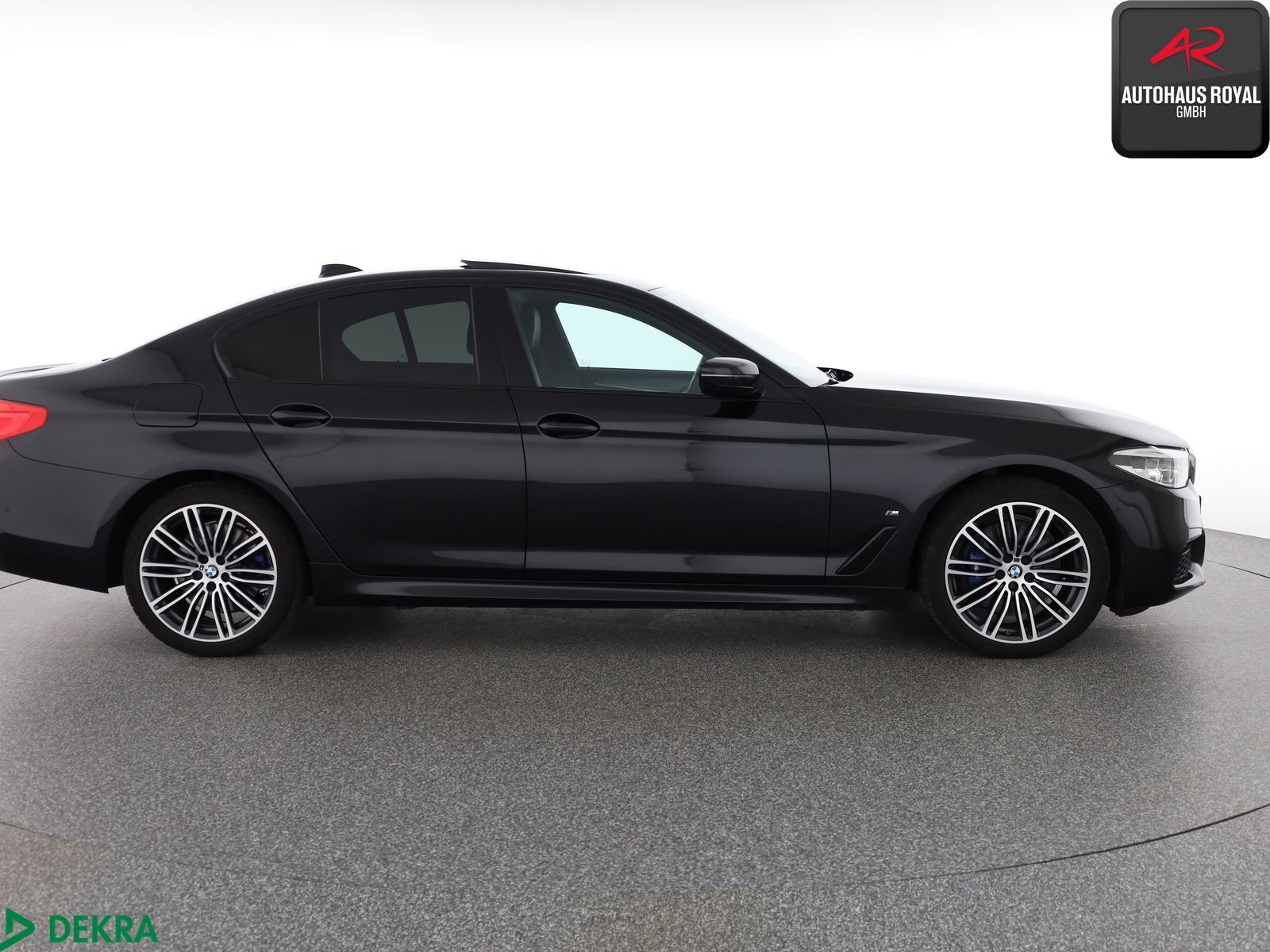 BMW 530 e x Drive M SPORT SHADOW HUD,KEYLESS,KAMERA