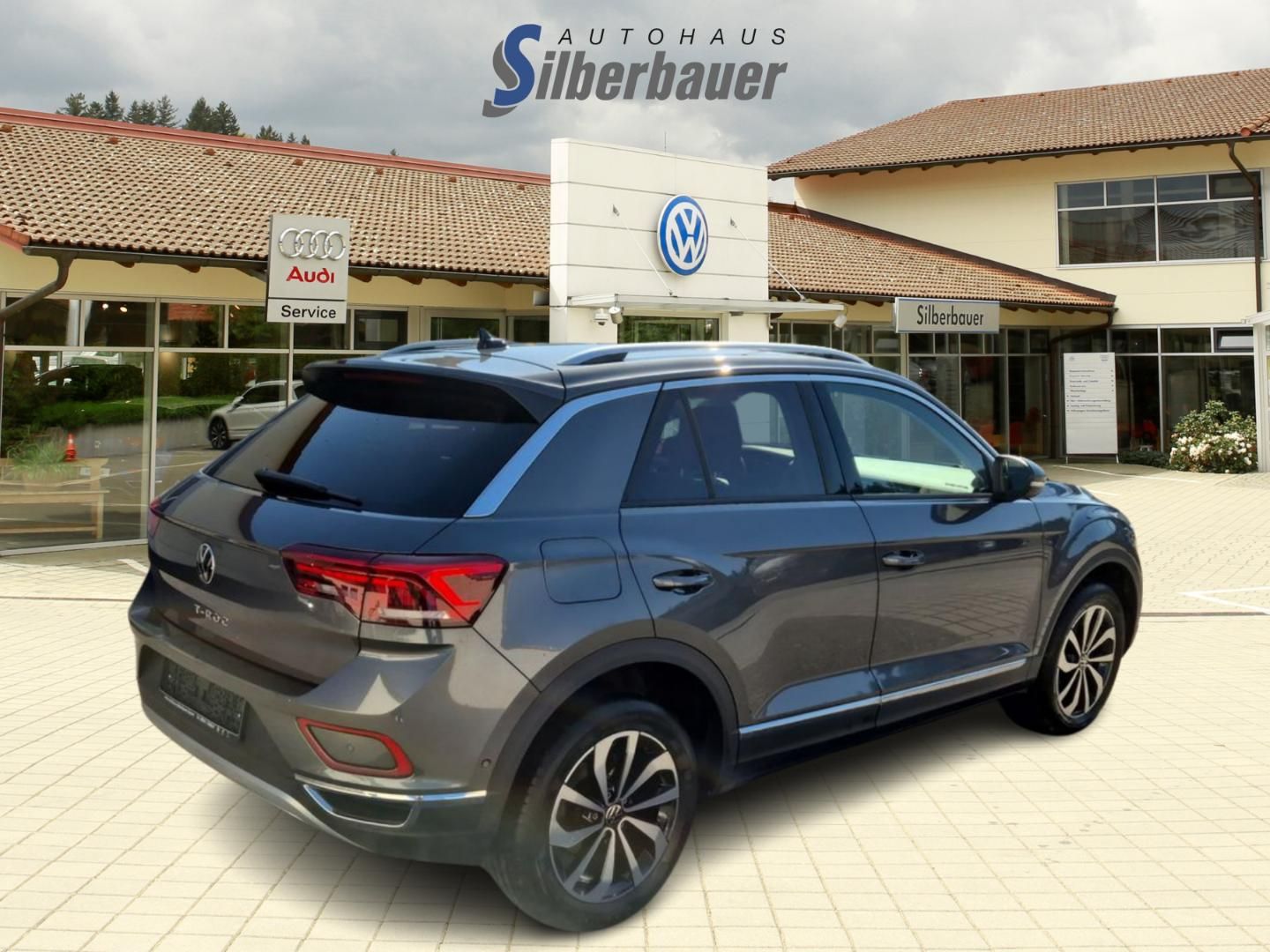 Volkswagen T-ROC Style 1.5 TSI DSG Style - Samsaru's Car Outlet