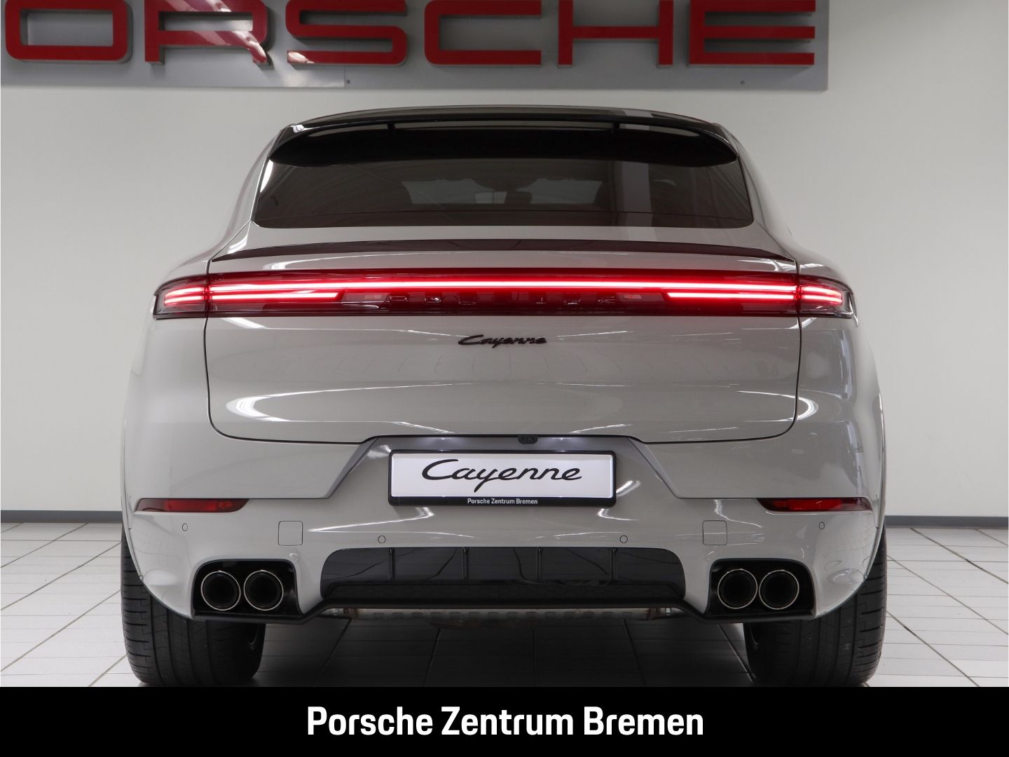 Porsche Cayenne E-Hybrid Coupe Sport Design HD-Matrix-LE