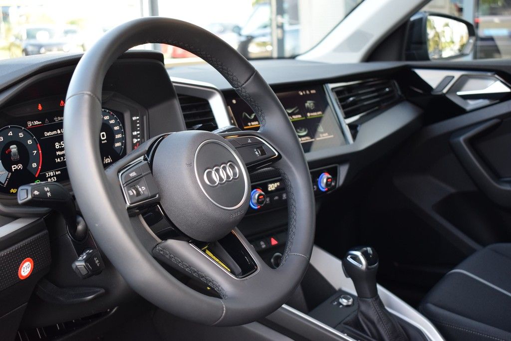 Audi A1 Sportback 25 TFSI S-tr. Advanced - Samsaru's Car Outlet