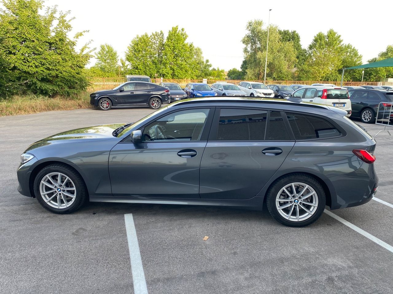 BMW 316d Touring Business Advantage - Samsaru's Car Outlet