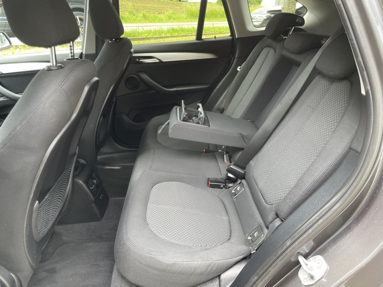 BMW X1 x25e - Samsaru's Car Outlet