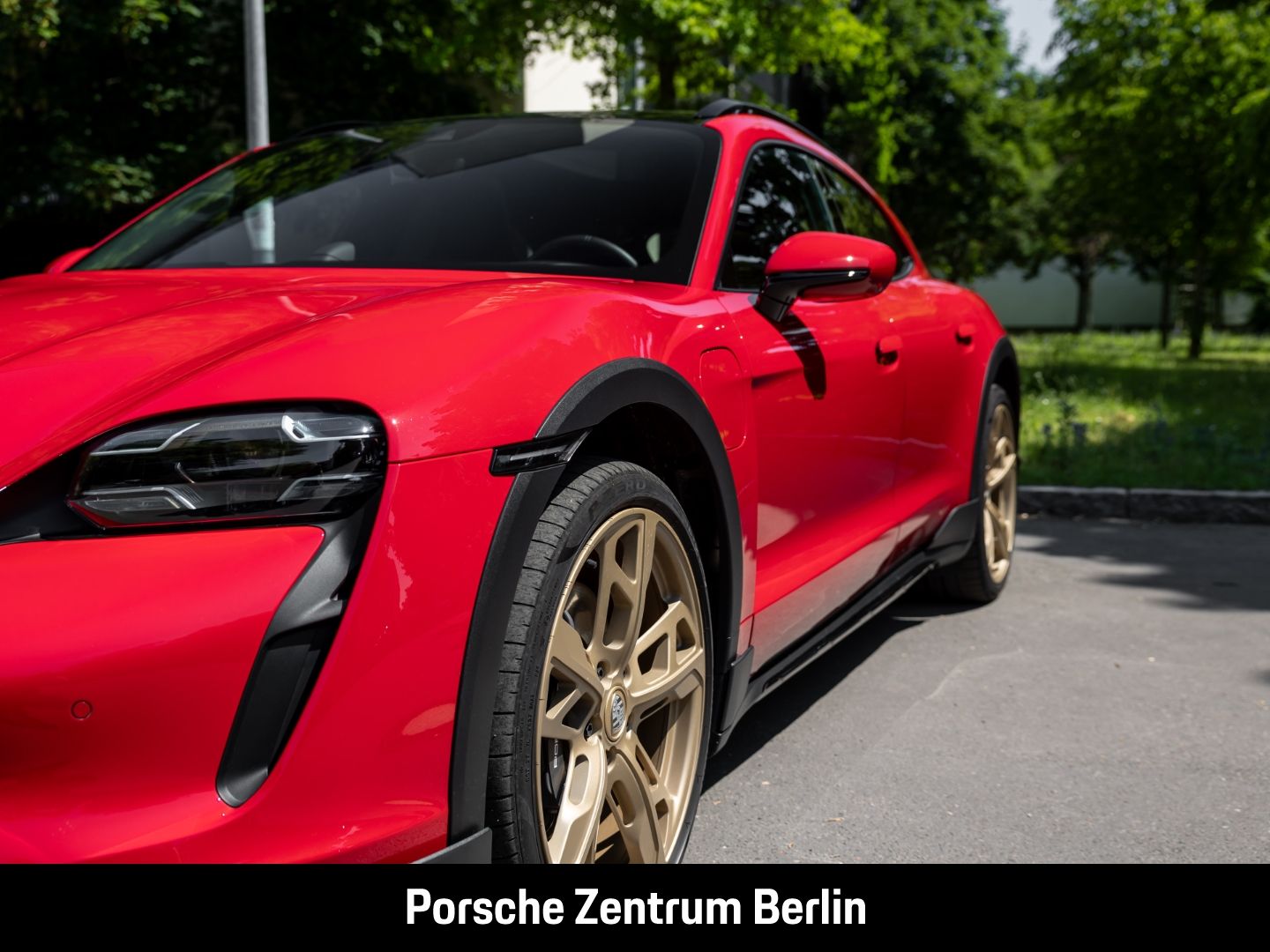 Porsche Taycan 4 Cross Turismo Panoramadach InnoDrive