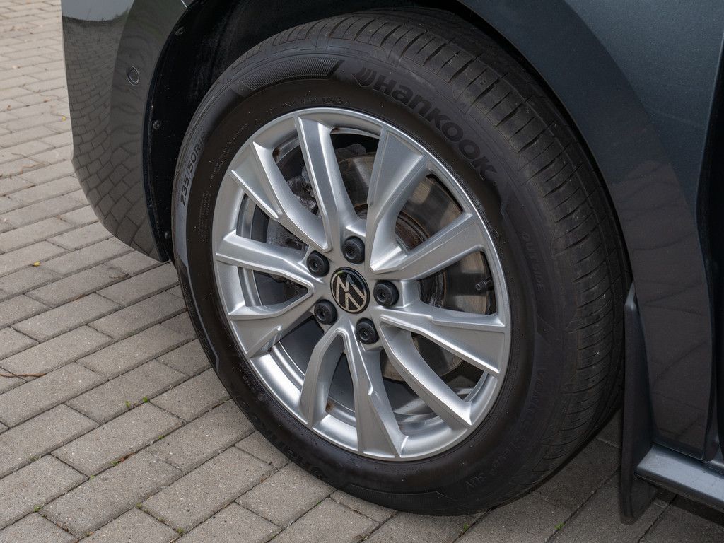 Volkswagen T7 Multivan 2.0TDI DSG - Samsaru's Car Outlet