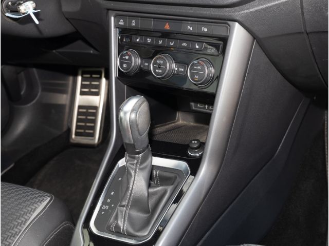 Volkswagen T-Roc R-Line 1.5 TSI - Samsaru's Car Outlet
