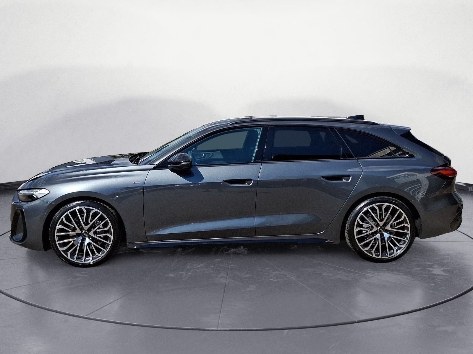 Audi A5 Avant TFSI quattro S tronic S line AHK B+Osou