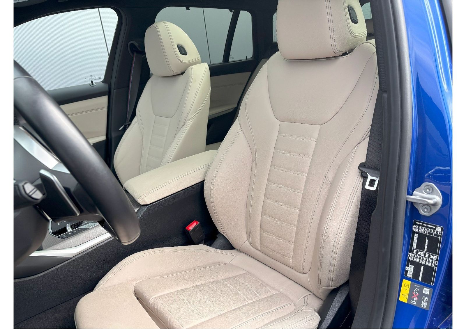 BMW 330e xDrive Touring