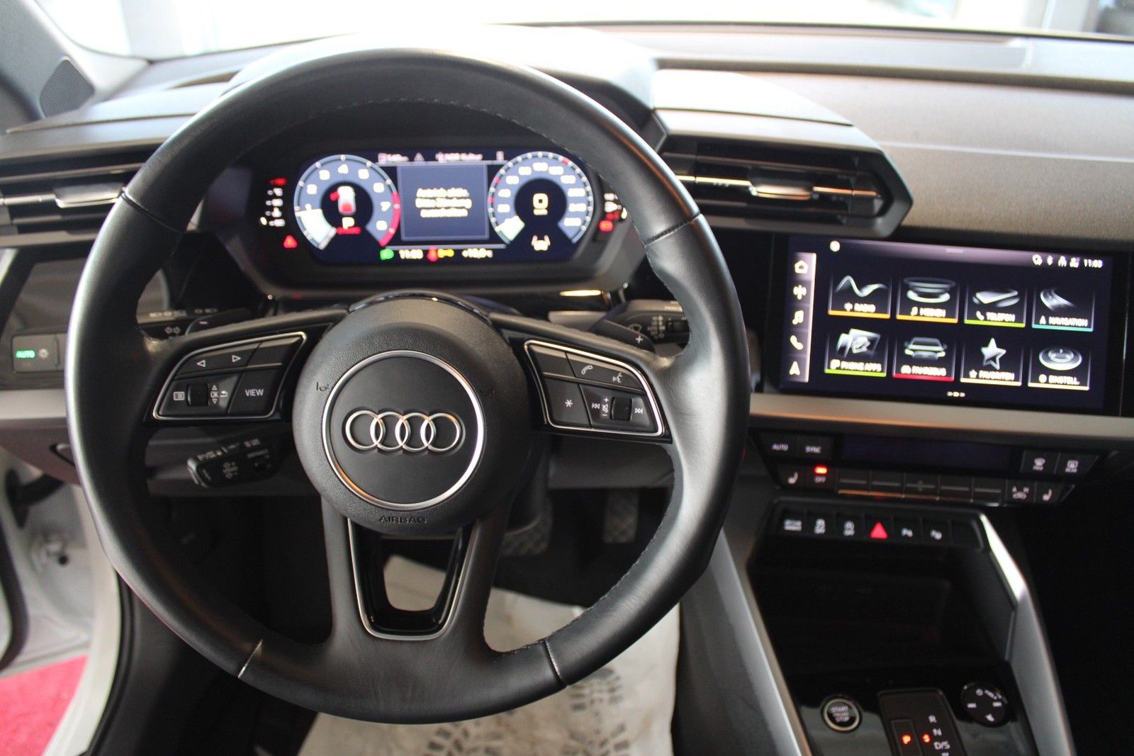 Audi A3 Sportback 35 TFSI Sport - Samsaru's Car Outlet