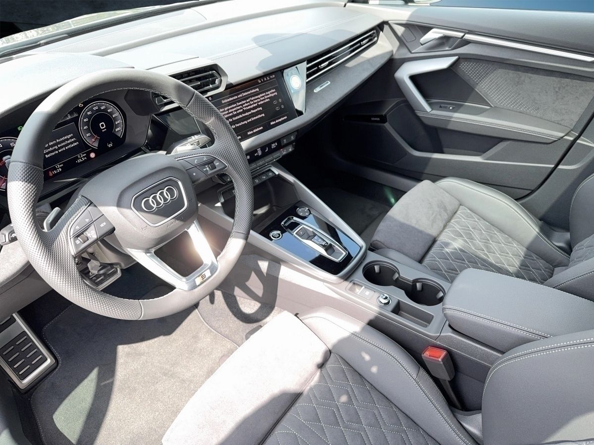 Audi A3 Sportback S line 35TFSI S tronic AHK|HuD|