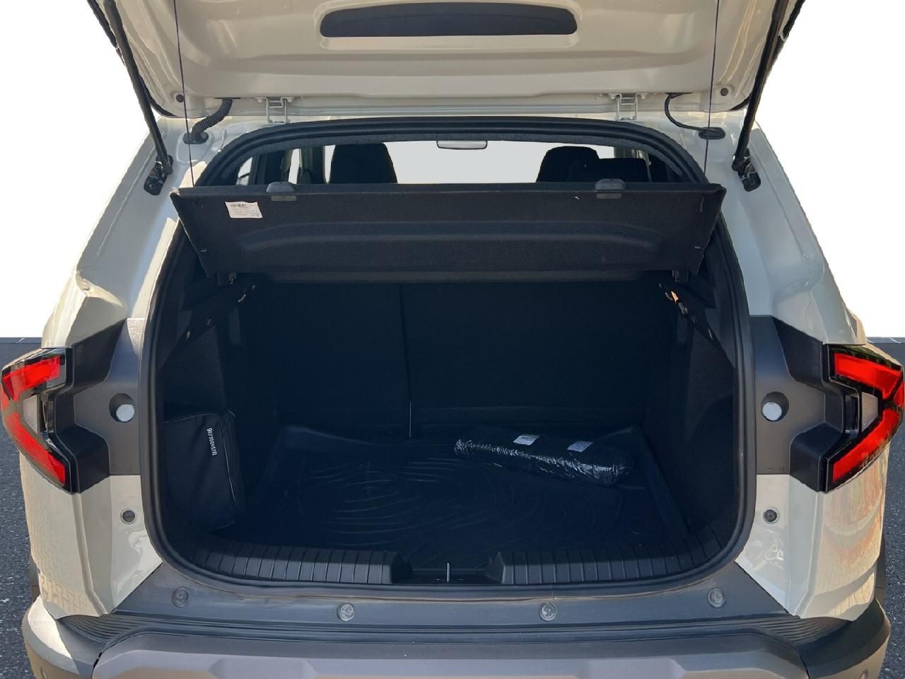 Dacia Duster III Hybrid 140 Extreme - Samsaru's Car Outlet