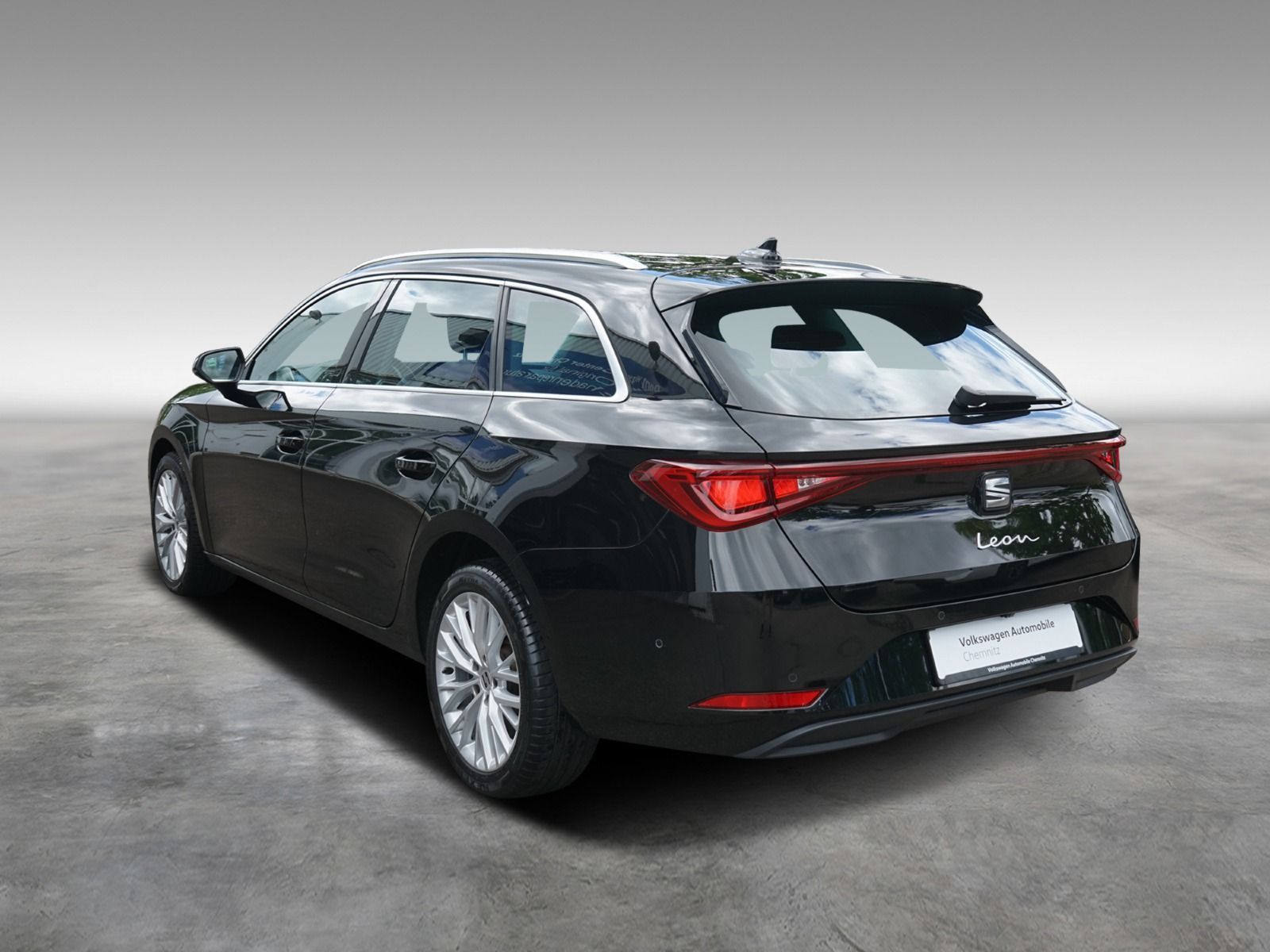 Seat Leon Sportstourer 1.5 eTSI Xcellence*AHK*