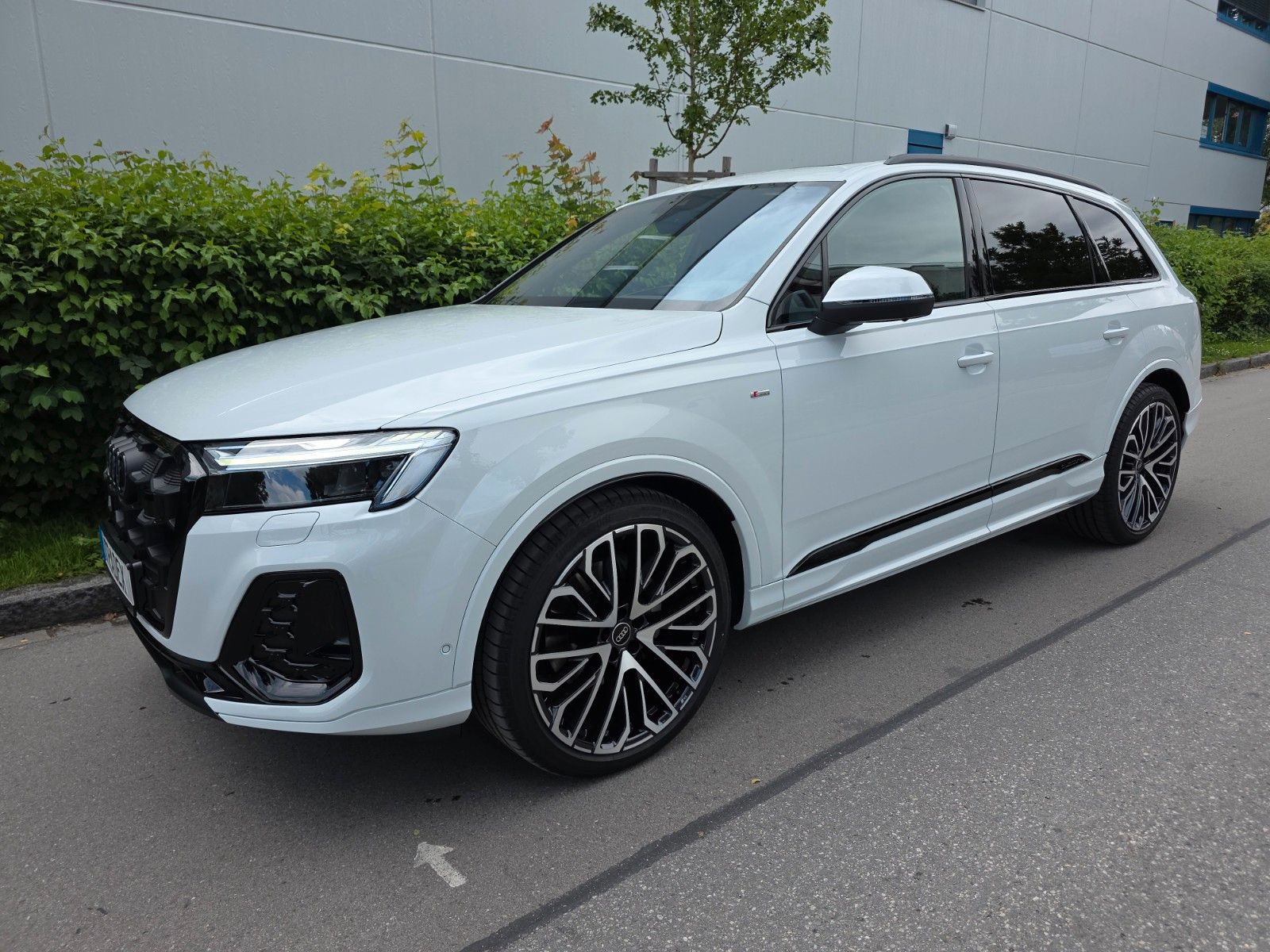 Audi Q7 50 TDI quattro S line *Allradlenk/22Zoll/B+O*