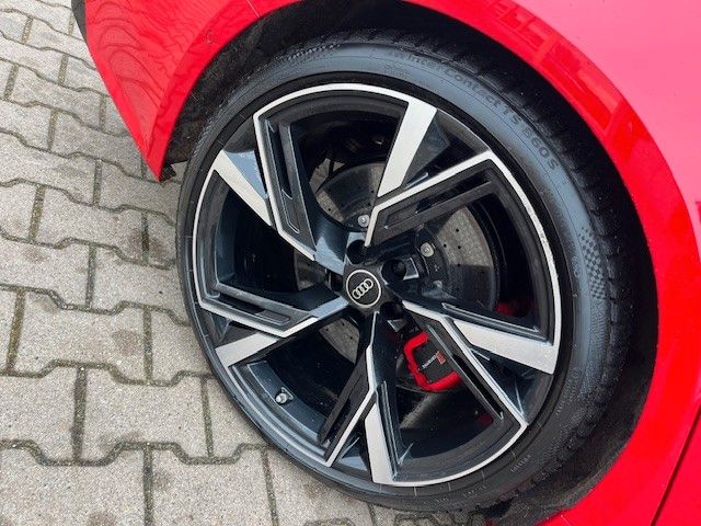 Audi RS6 RS 6 Avant 4.0 TFSI quattro RS Essentials Pa