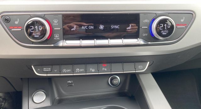 Audi A4 Avant 40 TDI quattro S-Tronic - Samsaru's Car Outlet