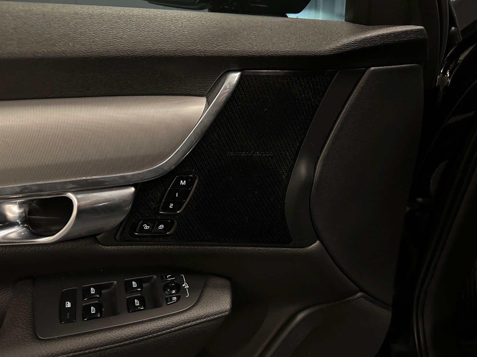 Volvo S90 Momentum Pro AWD *19Zoll*Xenium-Paket*360*