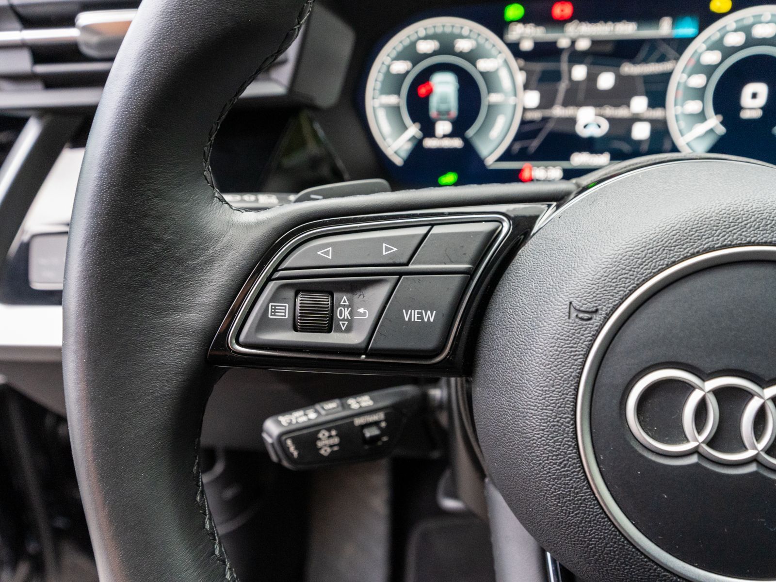 Audi A3 Sportback 40 TFSI e Stronic LED Navi RFK HUD