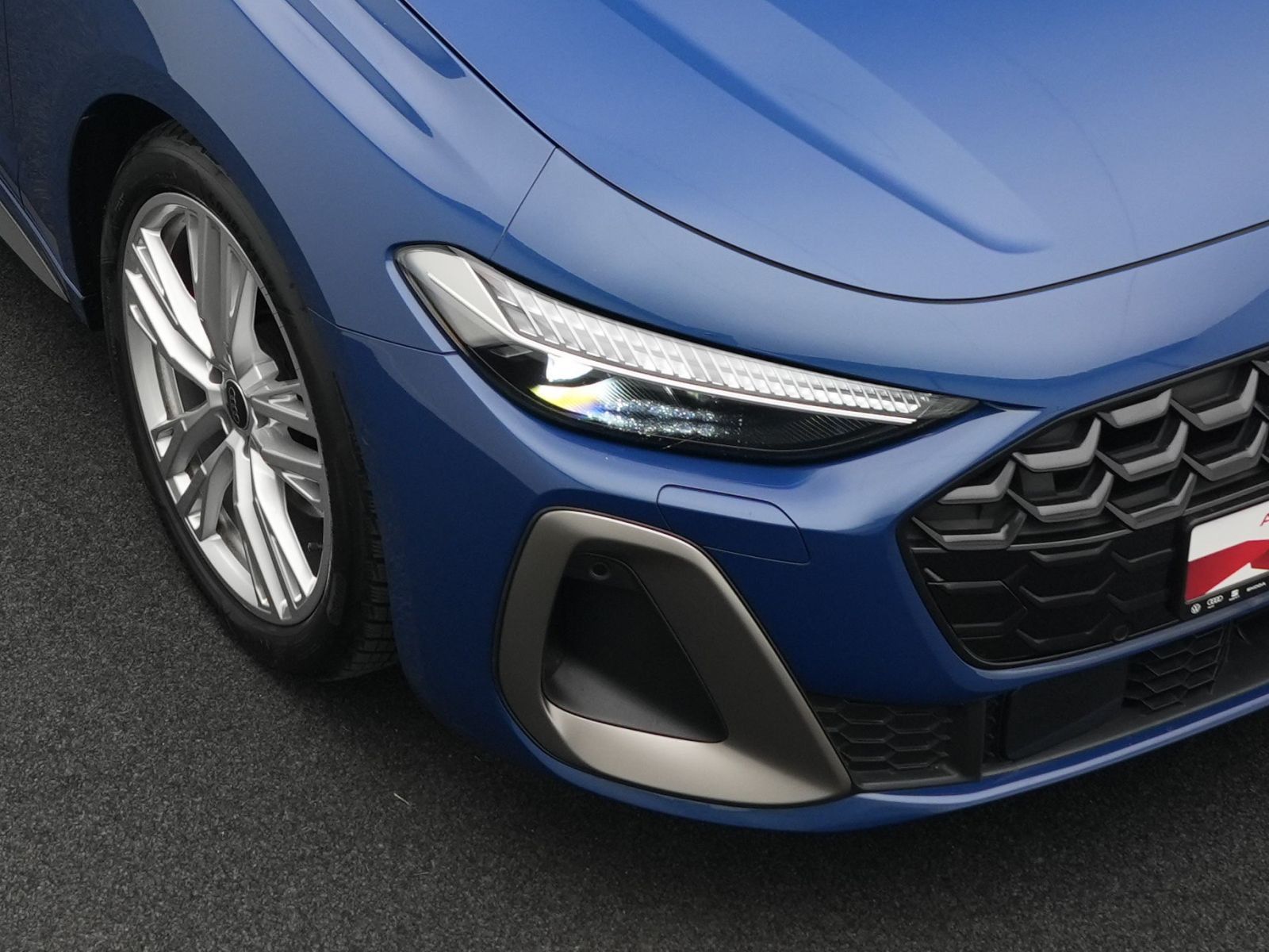 Audi A5 Avant TFSI quattro 2x S line *AHK*StdHZ*20''*