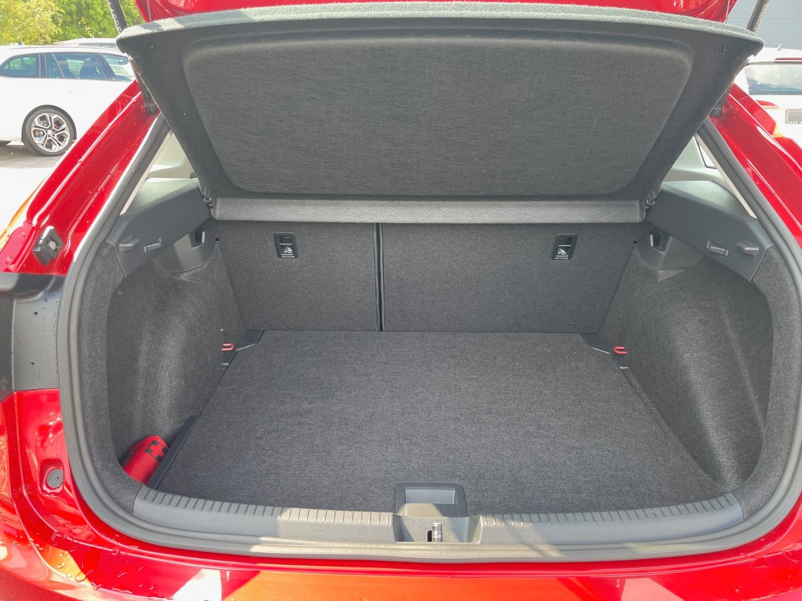 Volkswagen Taigo Life - Samsaru's Car Outlet