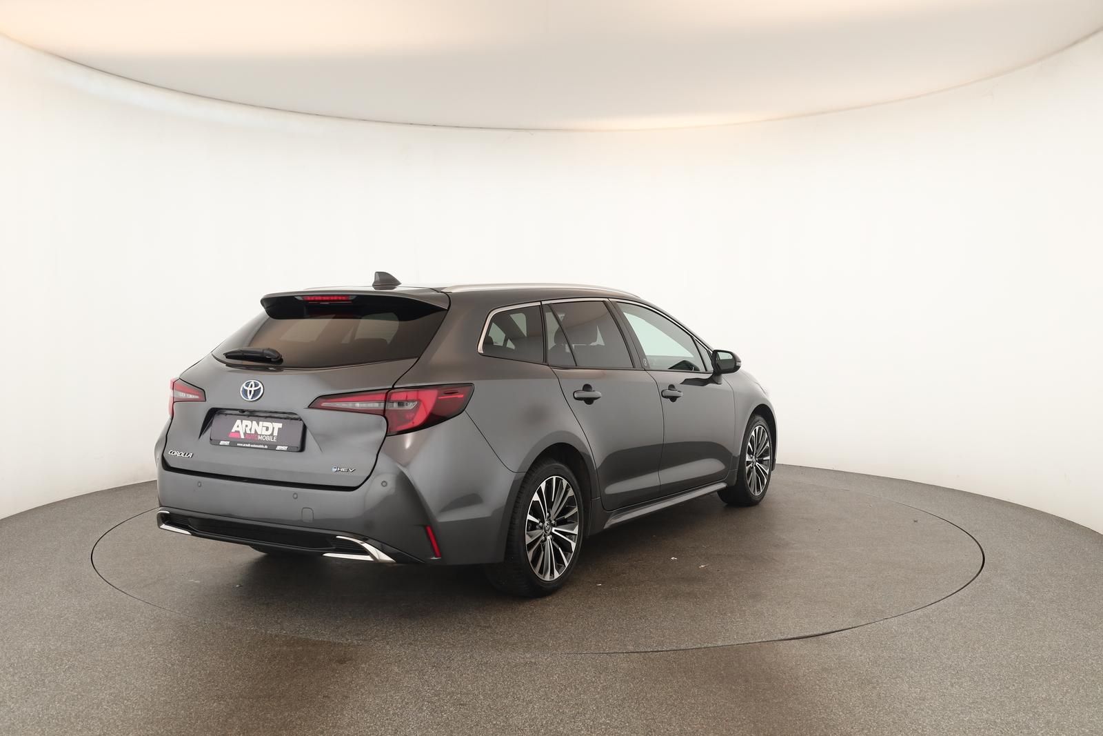 Toyota Corolla Touring Sports 1.8 CVT Team D Navi Kam