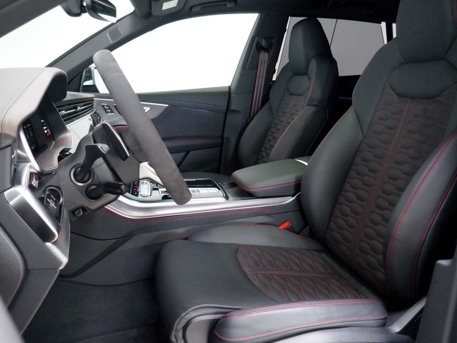 Audi RS Q8 quattro 4.0 V8 441 kW | LED RFK AHK Navi