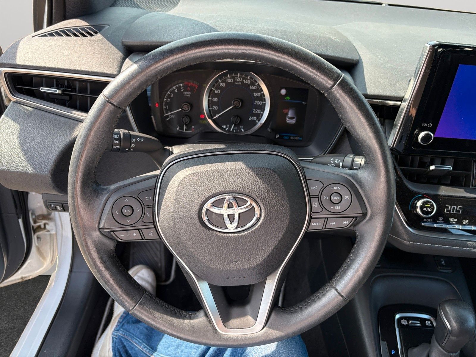 Toyota Corolla Touring Sports Hybrid Business Edition - Samsaru's Car Outlet
