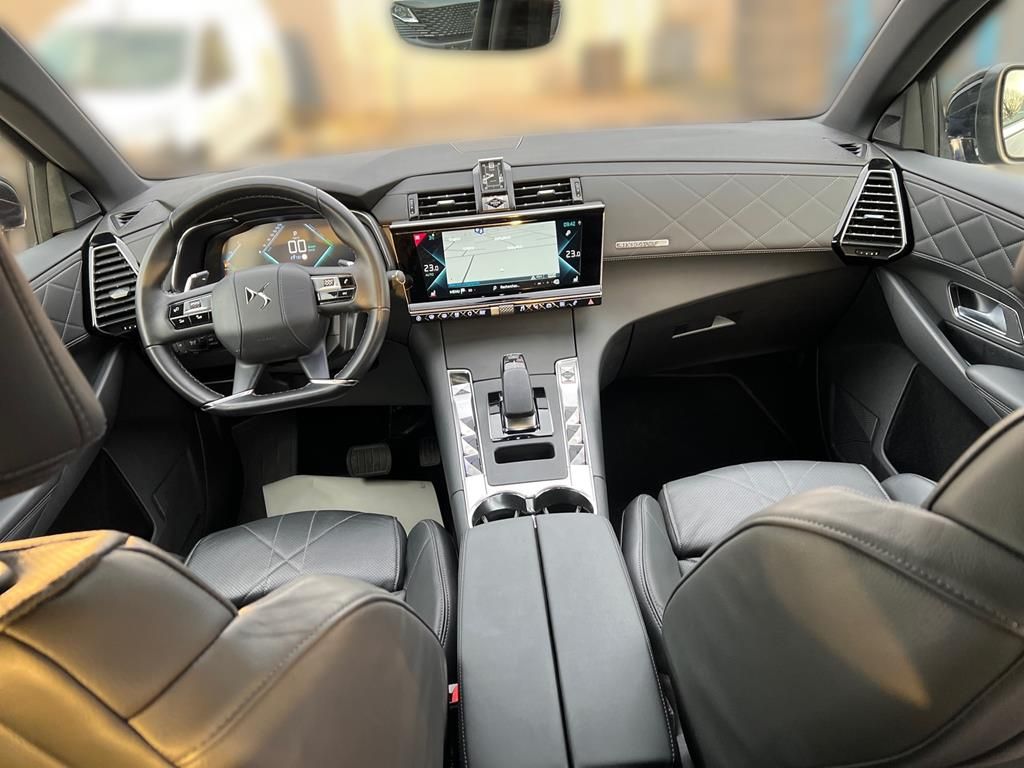 DS Automobiles DS7 Crossback DS7 E-Tense 225 Bastille + 4x2