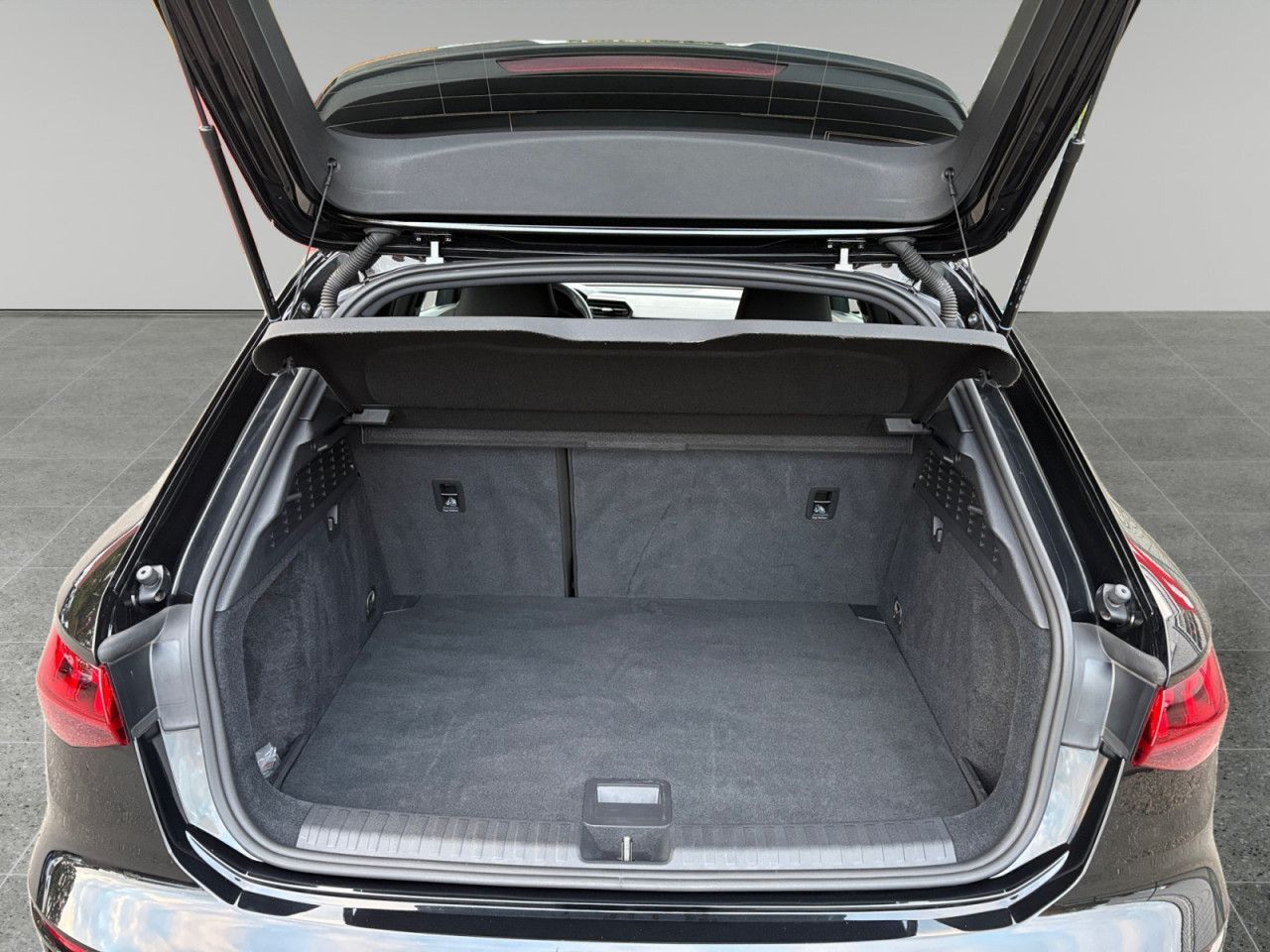 Audi A3 Sportback 45 TFSI e 2x S line B+O Navi