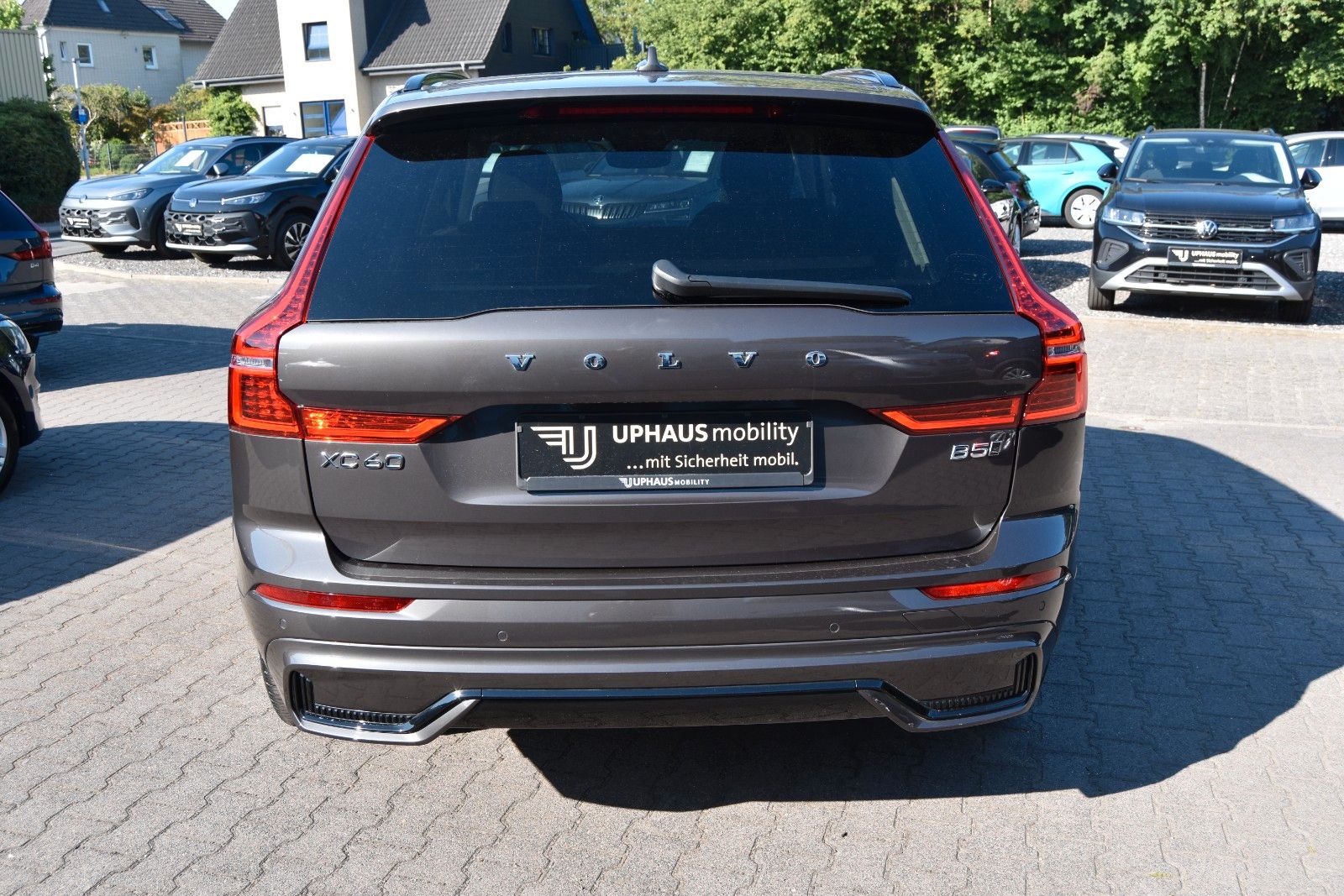 Volvo XC60 Plus Dark AWD ACC/LED/AHKs/HKSound/360CAM