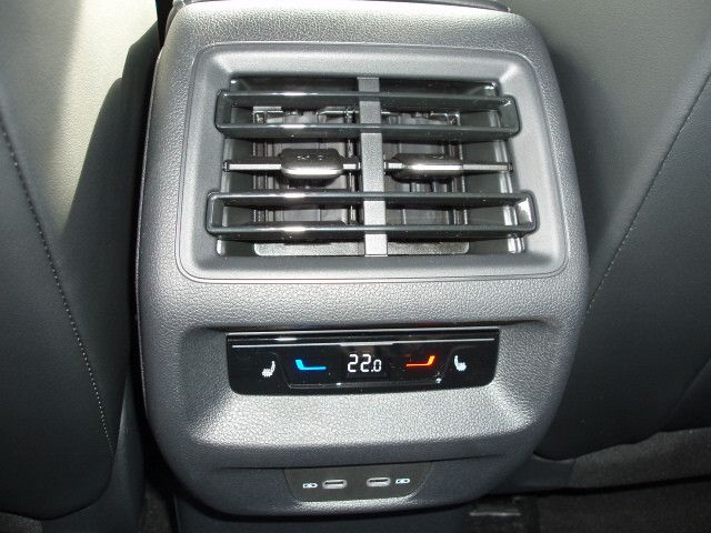 Volkswagen Tiguan R-Line 2.0 TSI 195 kW 4Motion AHK/LEDER/