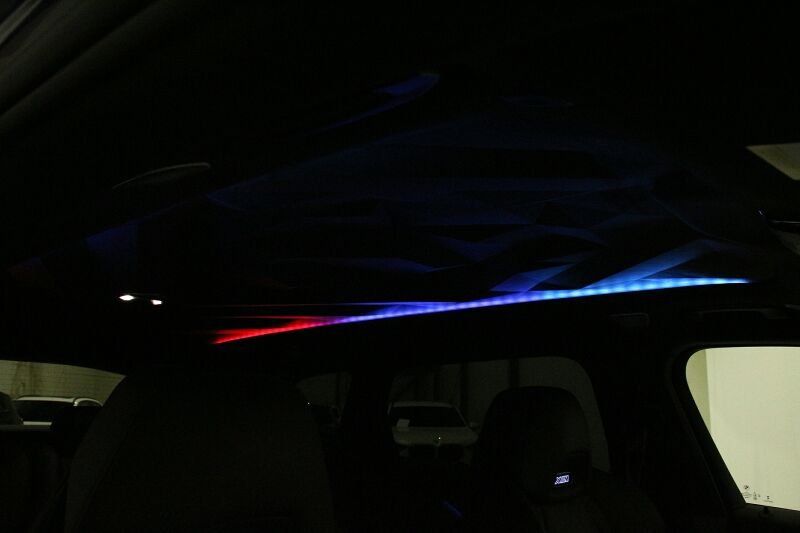 BMW XM 50e NP 152539.- AHK Massage ACC Park+ B&W HuD