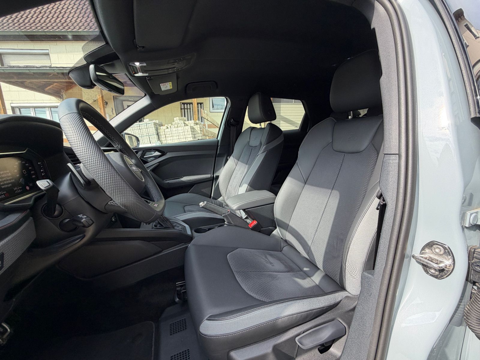 Audi A1 Sportback 40 TFSI S line, S line 2x, VOLL!!