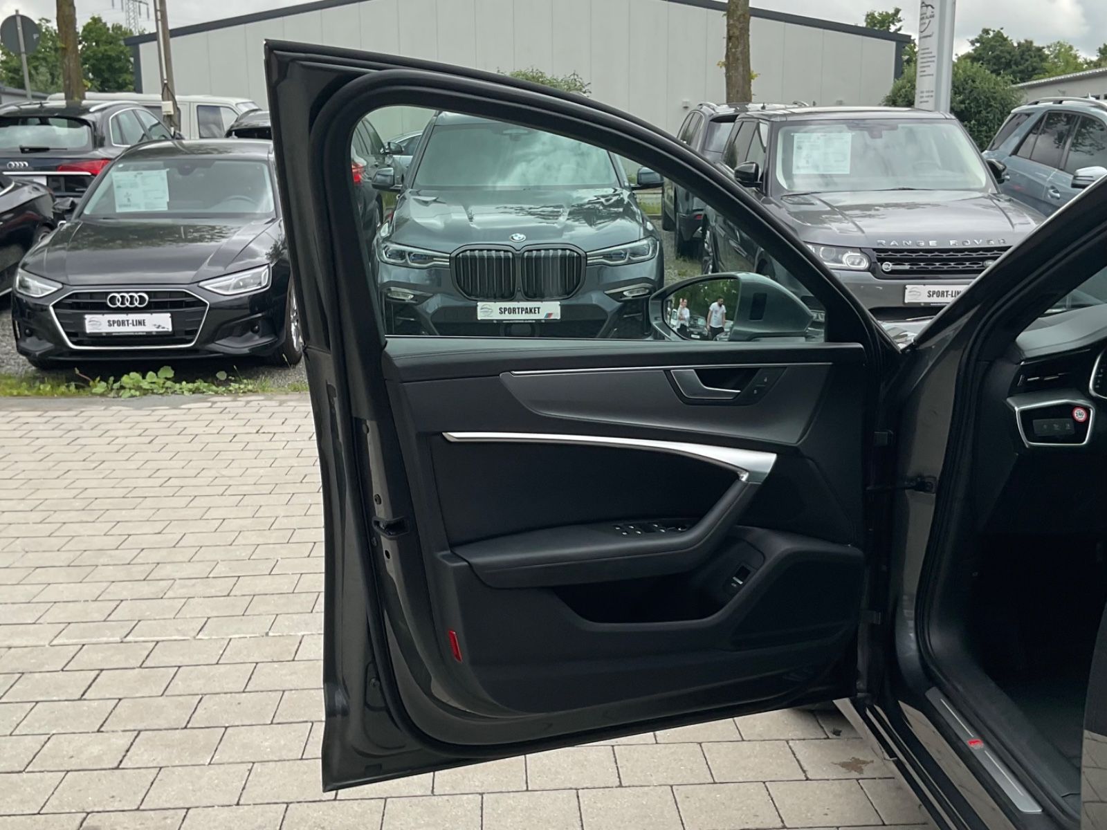 Audi A6 Av.45 TFSI quattro design S line - Samsaru's Car Outlet