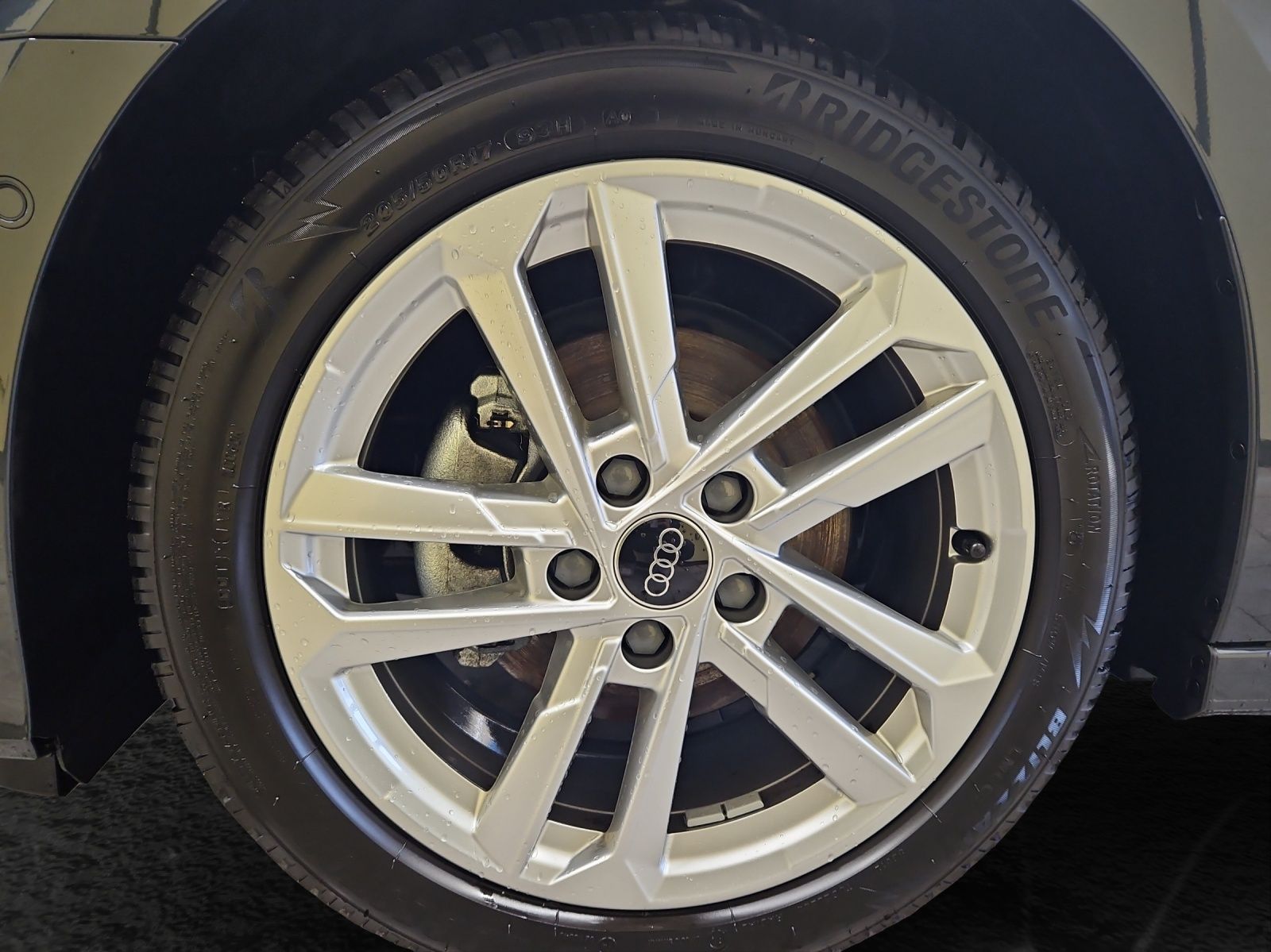 Audi A3 Limousine 30 TFSI S tronic advanced - Samsaru's Car Outlet