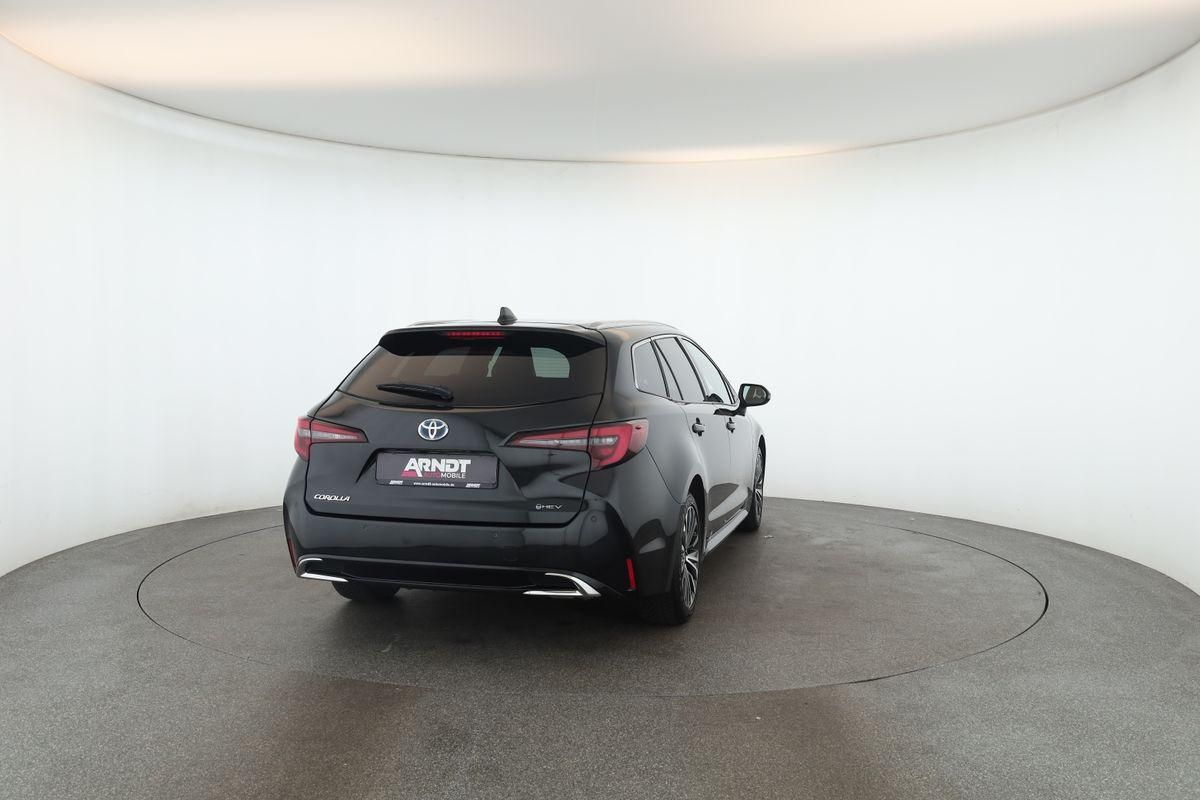 Toyota Corolla Touring Sports 2.0 CVT Team D Navi Kam