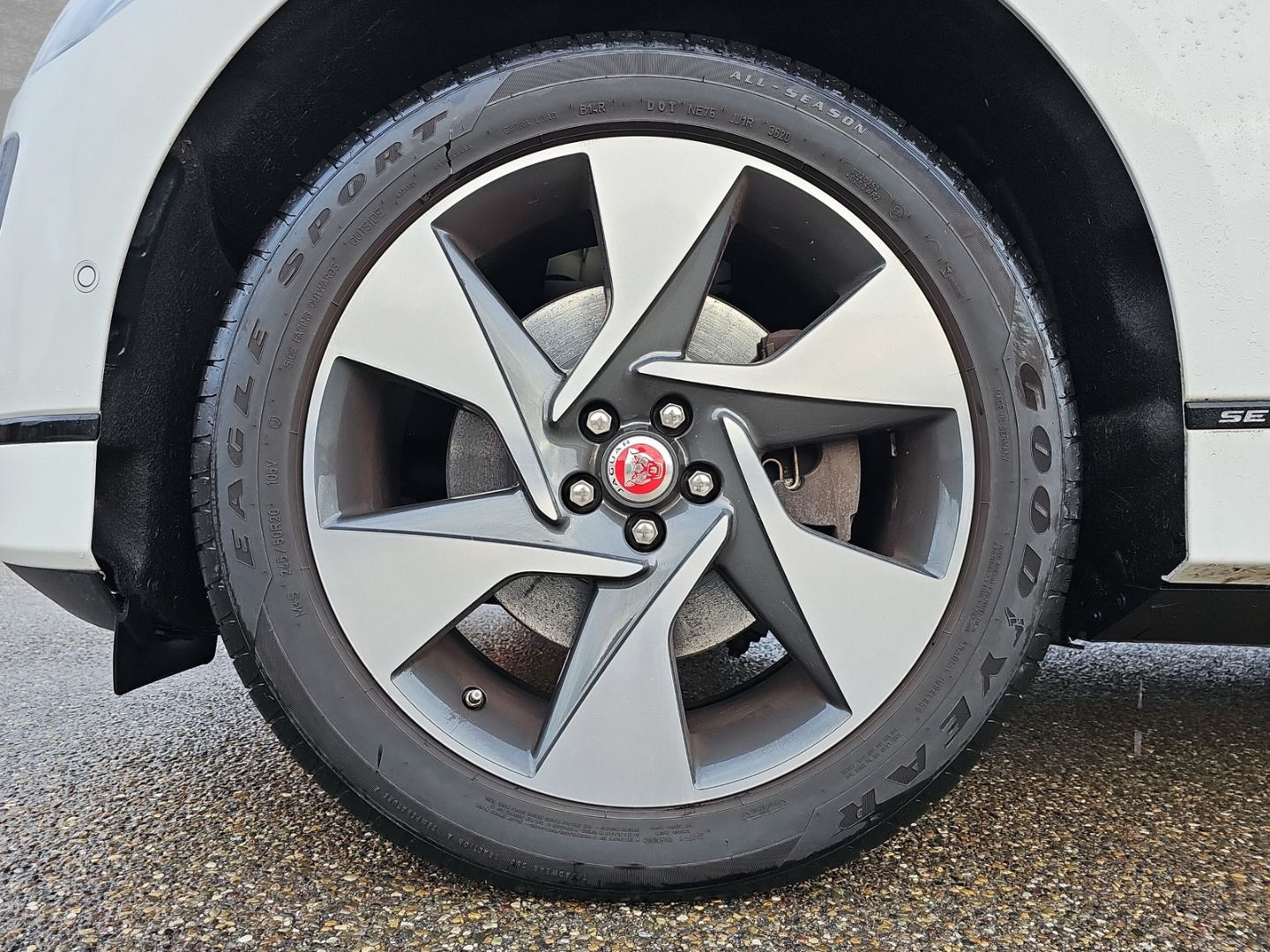 Jaguar I-Pace EV320 SE