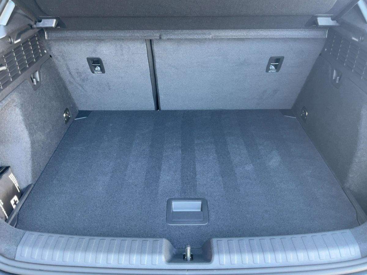 Audi A3 Sportback 35 TFSI S-TR ADVANCED - Samsaru's Car Outlet