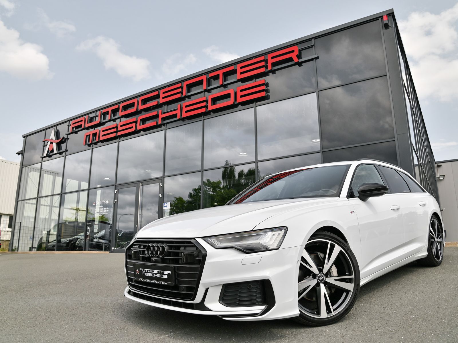 Audi A6 Avant 50 TDI quattro S line - Samsaru's Car Outlet