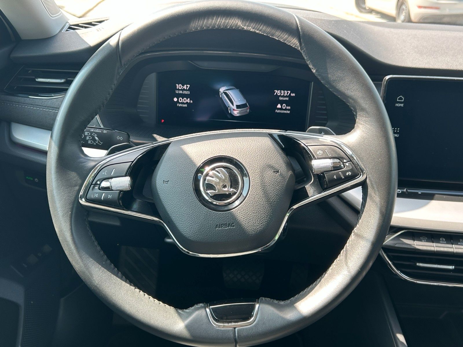 Skoda OCTAVIA Combi Style 1.4 TSI iV - Samsaru's Car Outlet