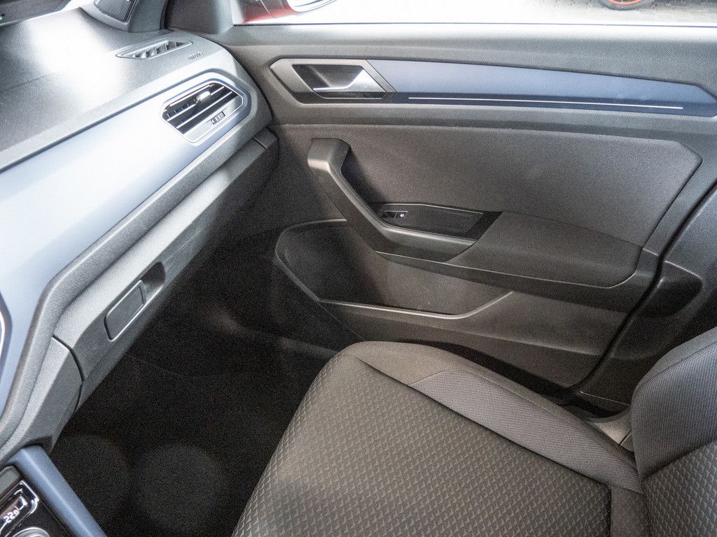 Volkswagen T-Roc 1.5 TSI DSG Style - Samsaru's Car Outlet