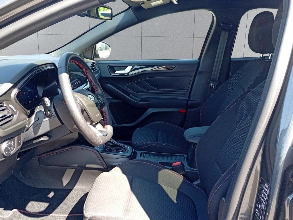 Ford Focus Turnier 1.0 EcoBoost Hybrid Aut. ST-LINE X