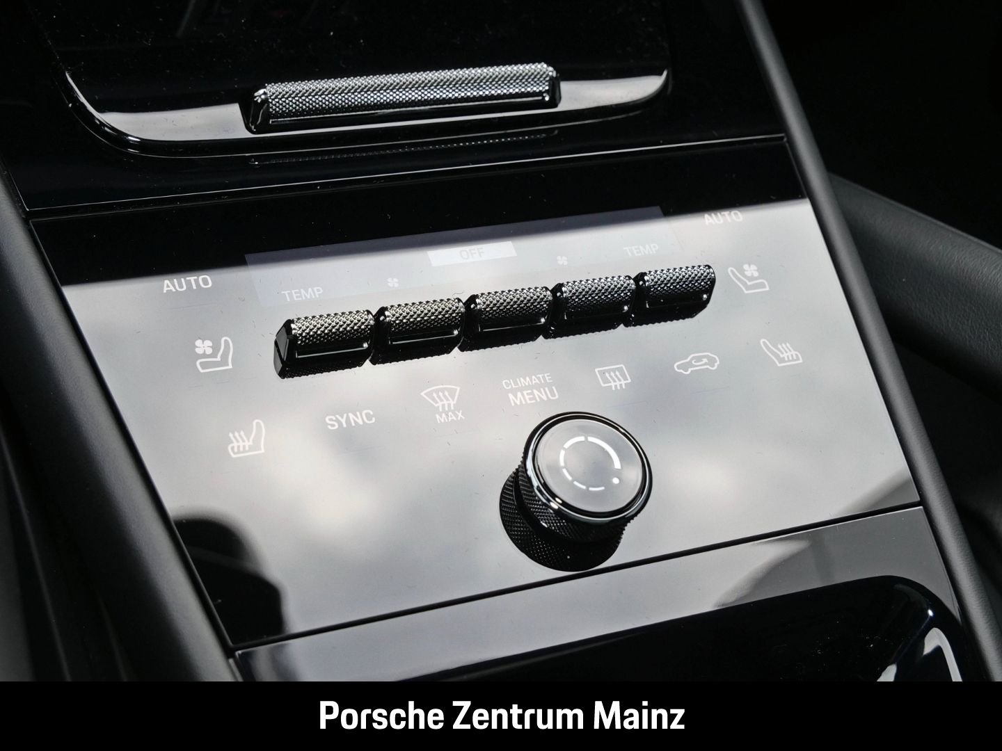 Porsche Cayenne E-Hybrid BOSE,InnoDrive,HDMatrix,Anhänge
