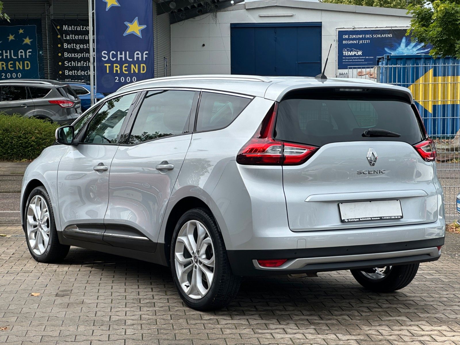Renault Grand Scenic 160 EDC - Samsaru's Car Outlet