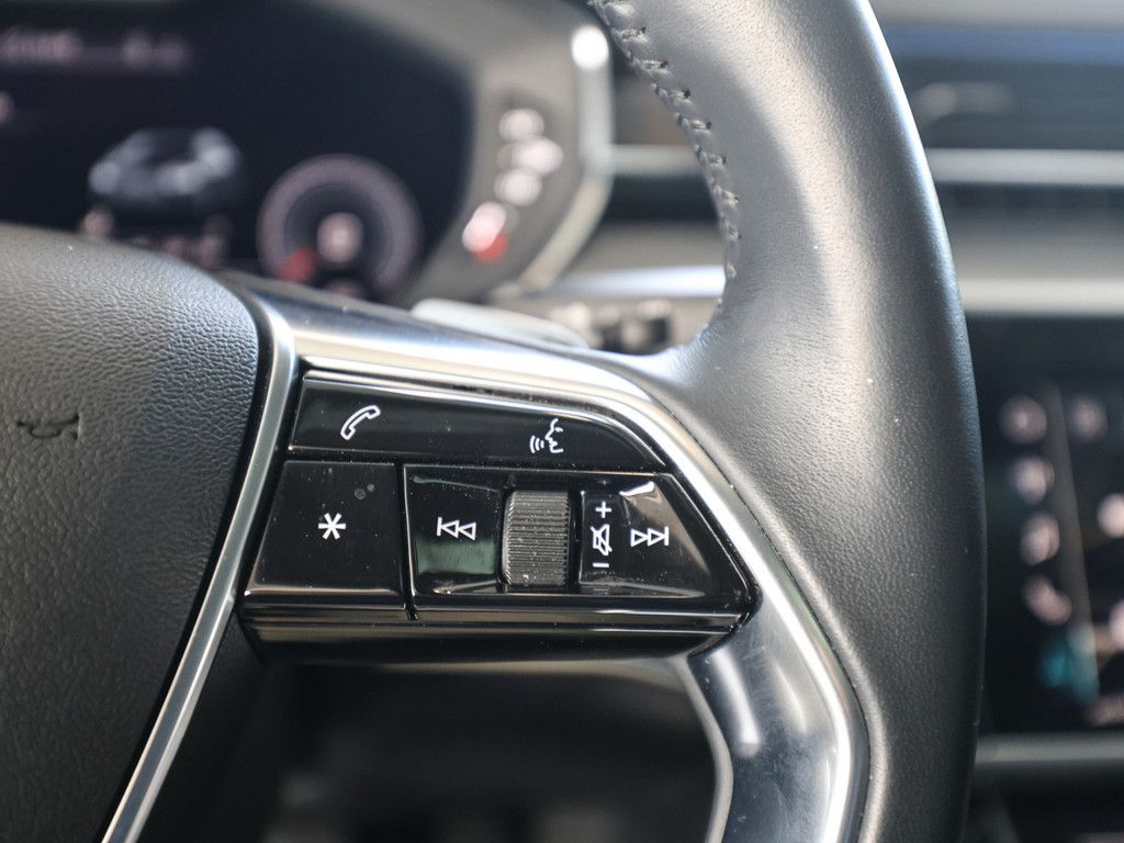 Audi A8 60 TFSI quattro - Samsaru's Car Outlet