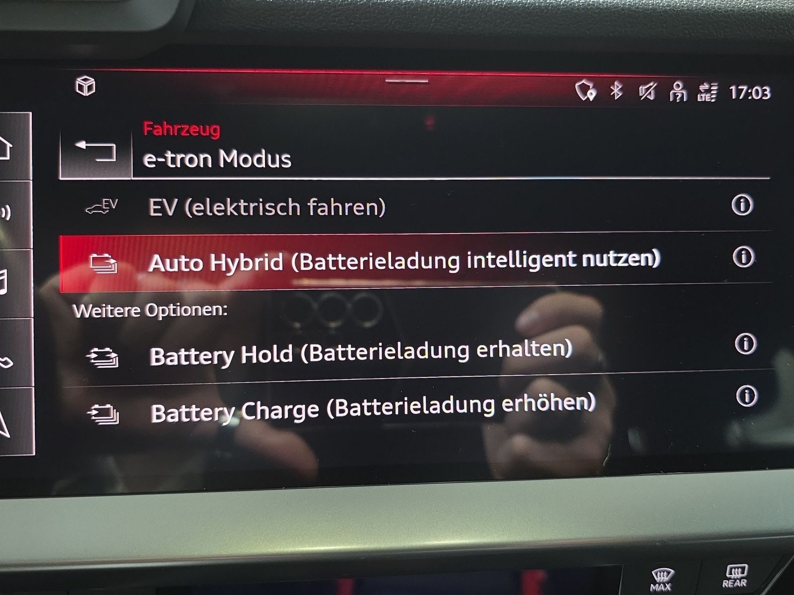 Audi A3 Sportback 40 TFSI e SITZHZG LM16 DAB