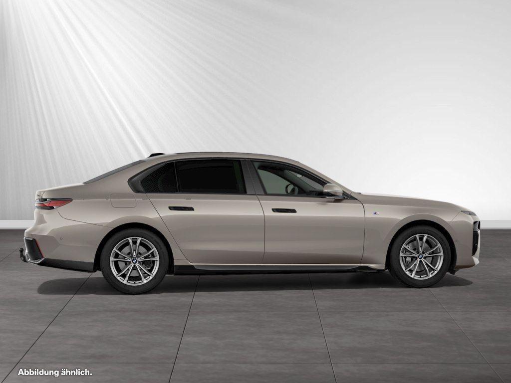 BMW 740d xDrive M Sport|SkyLounge|AHK|Autobahnass.